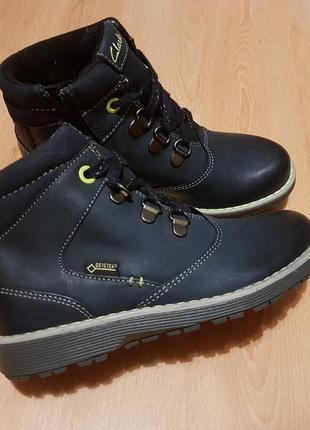 Чоботи clarks day hi gore tex jnr black