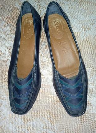 Шкіряні жіночі мокасини clarks3 фото