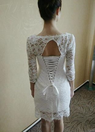 Ажурное короткое белое платье свадебное или выпускное4 фото