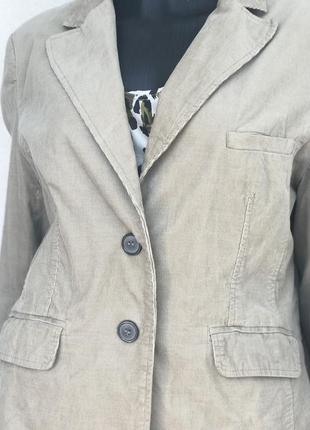 Вельветовый пиджак в бежевом цвете2 фото