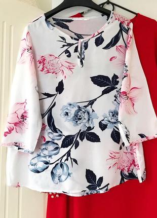 Шикарна блуза в квіти віскоза