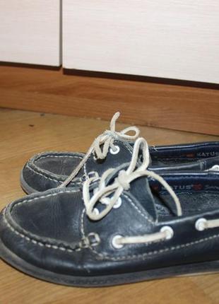 Стильні дитячі туфлі  katus