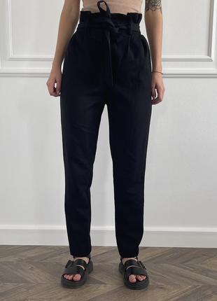 Чорні класичні брюки