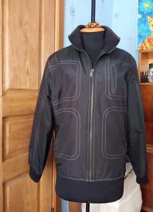 Чоловіча осіння куртка