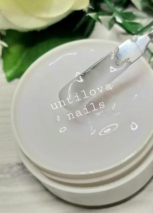 Молочний гель для нарощування нігтів