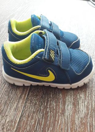 Продам кроссовки nike1 фото