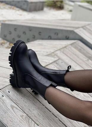 Стильні зимові шкіряні чоботи челсі на платформі terra grande 36-40р.2 фото