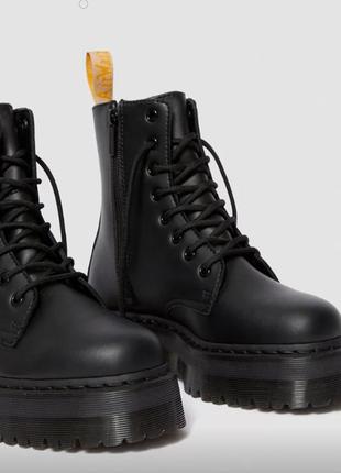 Ботинки оригинал dr. martens vegan jadon 2 mono platform w 25310001 платформа жадон original7 фото