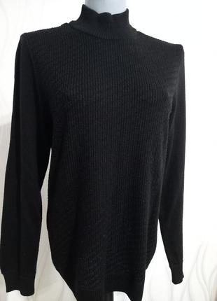 Чудовий  світер для чоловіка чорного кольору.  defacto