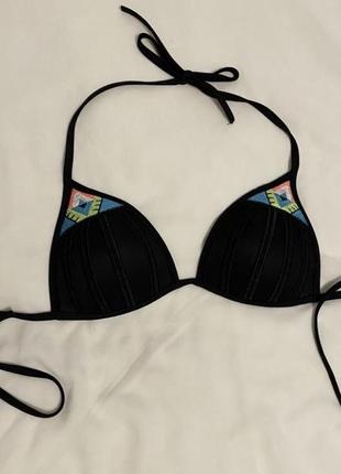 Calzedonia крутий  верх від купальника на зав'язки як новий