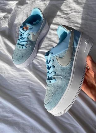 Жіночі кросівки nike air force 1 sage blue2 фото