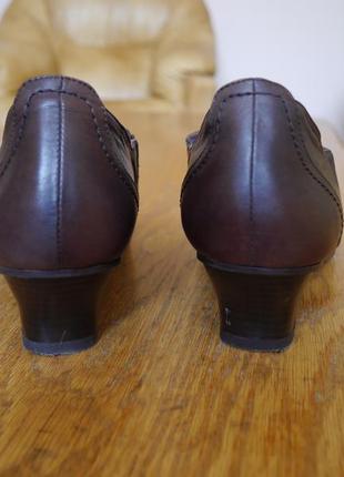 Туфлі шкіряні розмір 6 н на 39 стелька 25,4 см medicus3 фото