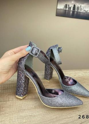 Туфли женские на каблук серебро с блёстками7 фото
