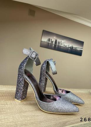 Туфли женские на каблук серебро с блёстками2 фото