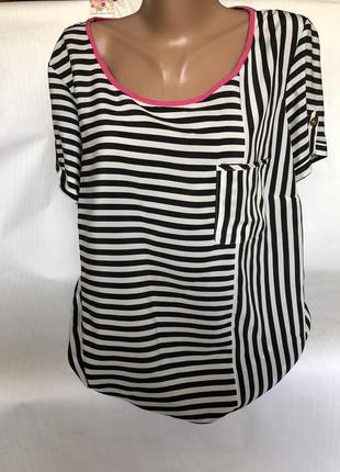 Стильна футболка