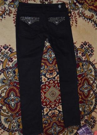 Джинсы duty free со стразами