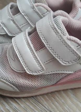 Кросівки f&f