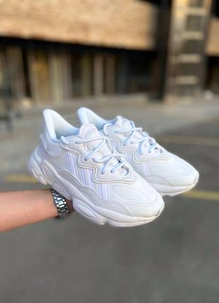 Жіночі кросівки adidas ozweego triple white