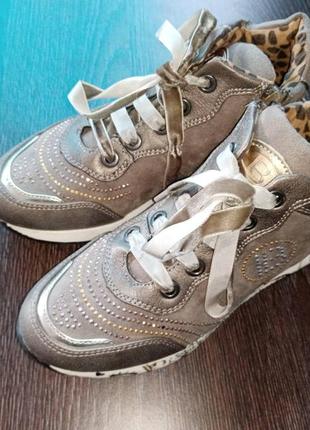 Шикарні черевики кросівки laura biagiotti (італія) на дівчинку 32 розмір 20 см устілка.1 фото