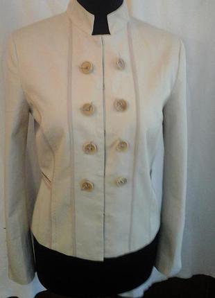 Костюм женский