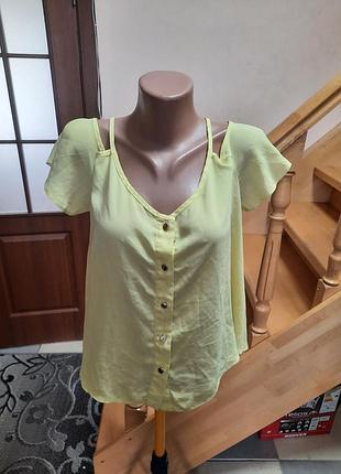 Блуза на ґудзиках