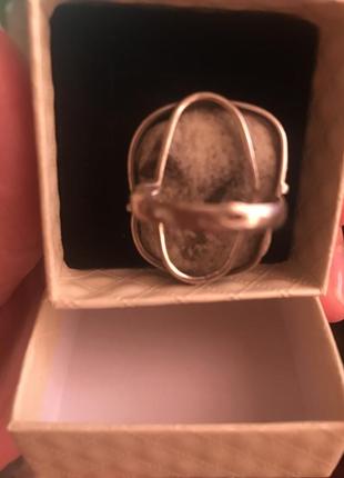 Крупный серебряний перстень с редким камнем ставролит3 фото