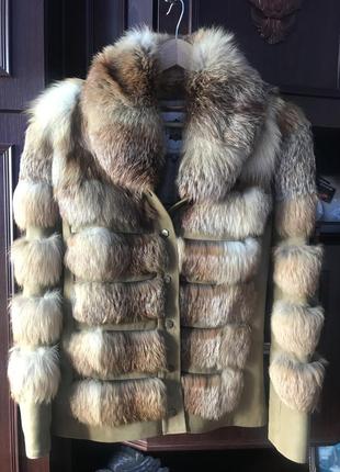 Жіночий кожушок а ідеальна стані