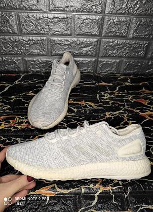 Шикарні кросівки adidas boost