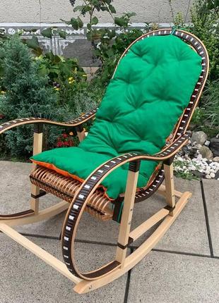 Кресло-качалка для дома с подушкою7 фото