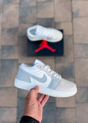 Nike air jordan low grey beige, жіночі кросівки джордан найк чоботи, кросівки найк джордан жіночі