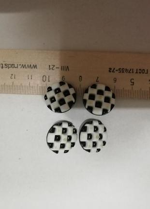Пуговицы комплект