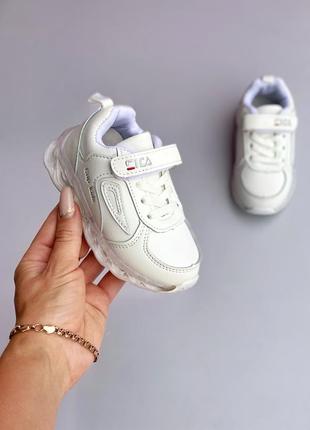 Кросівки дитячі з мигалками білі4 фото