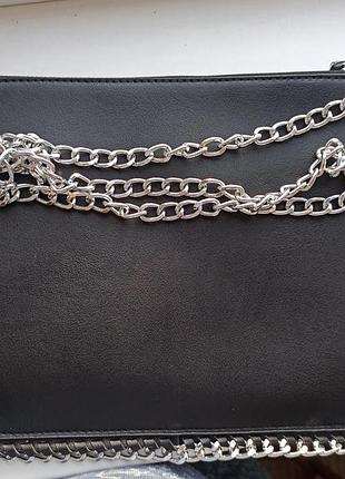 Шкіряна сумка на ремінці-ланцюжку з вишивкою8 фото