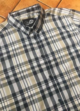 Класна сорочка бренду cheap monday