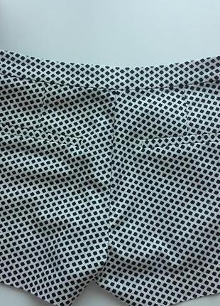 Короткі шорти в модний геометричний принт з натуральної тканини2 фото