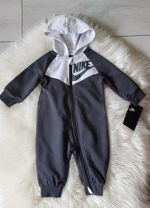 Комбинезон nike baby 
6 м