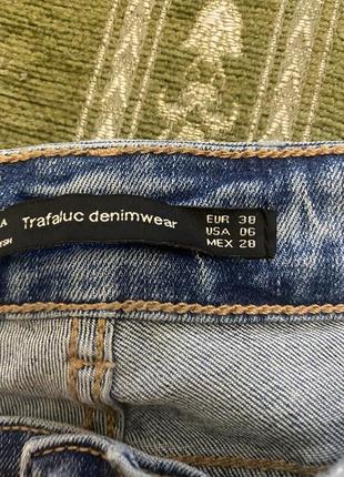 Шикарні, джинси,з вишитими маками, дуже круті, від бренду zara.10 фото