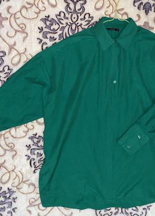 Жіноча котонова сорочка зеленого кольору, подовжена1 фото