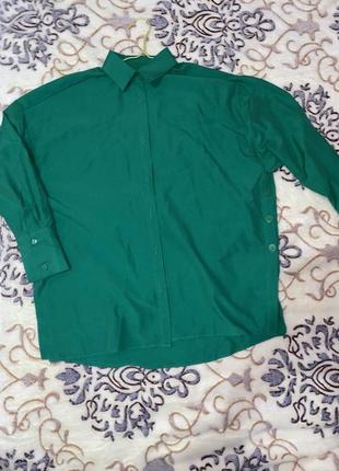 Жіноча котонова рубашка зеленого кольору, подовжена4 фото