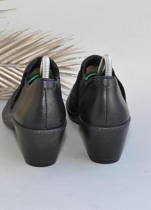 Ідеальні шкіряні туфлі британія зручні анатомічні сток4 фото