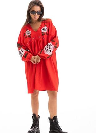 Платье-вышиванка oversize красная с цветами крестиком7 фото