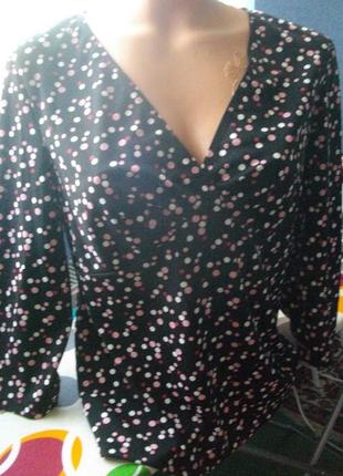 Блузка в мелкий горох