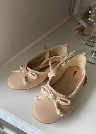 Туфлі для дівчинки балетки для дівчинки з