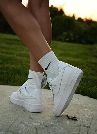 Nike air force 1 white жіночі шкіряні кросівки найк
