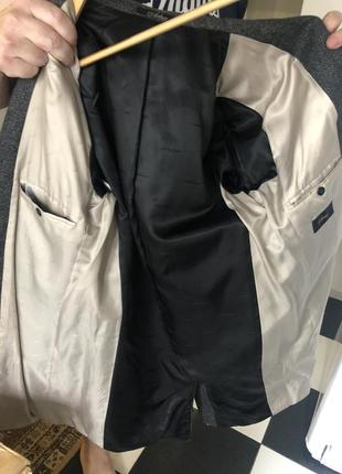 Мужское демисезонное пальто в отличном состоянии