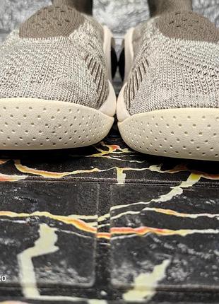 Класнючі легкі кросівки nike flight 3