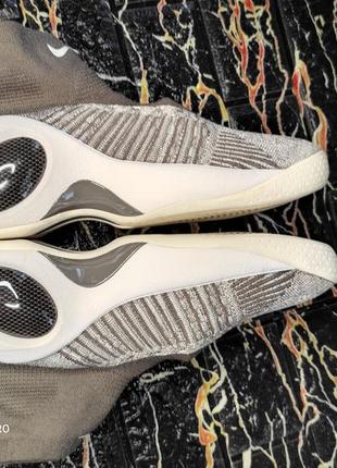 Класнючі легкі кросівки nike flight 5