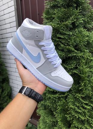 Жіночі кросівки nike air jordan 1