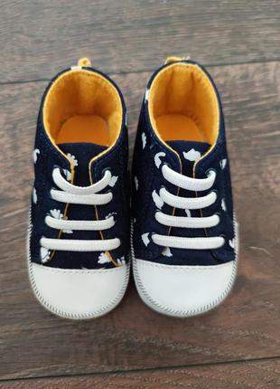 Пінетки mothercare 9-12 міс