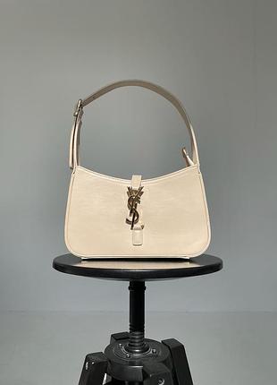Ідеальна базова сумка hobo beige 4